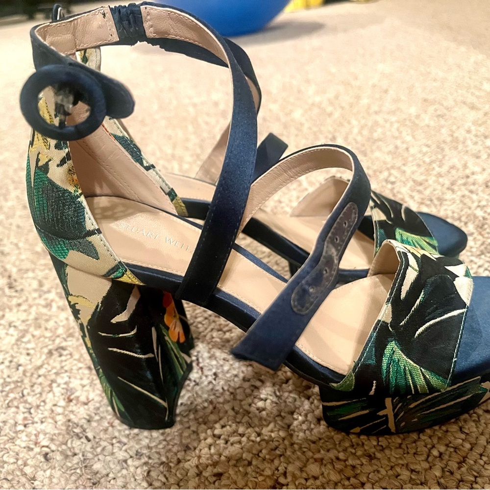 Stuart Weitzman summer shoes, great condition, size 6 - Picture 3 of 4